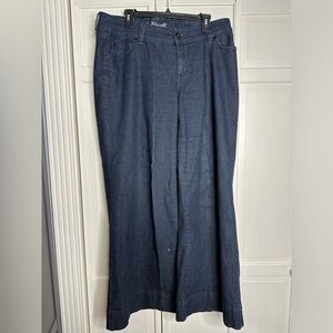 Venezia wide legged vintage jeans size 16